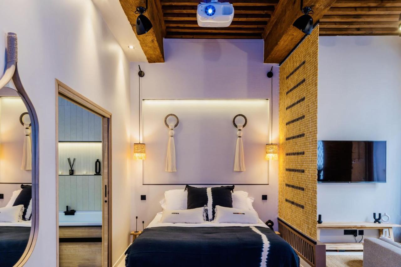 Host Inn Le Lumiere Spa & Cinema Ліон Екстер'єр фото